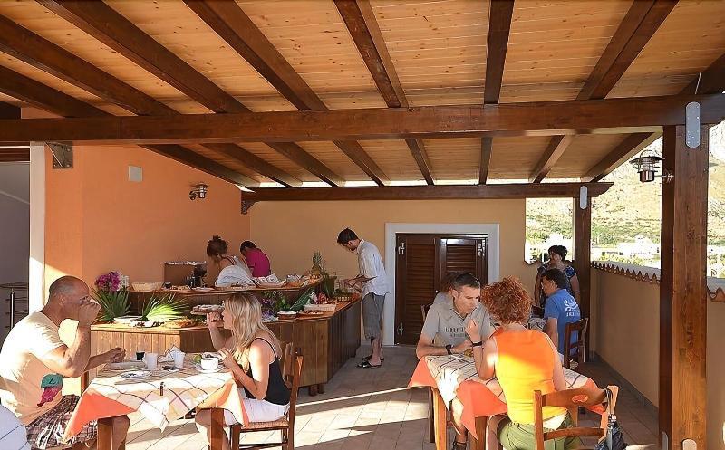 Baia Santa Margherita B&B Castelluzzo Εξωτερικό φωτογραφία