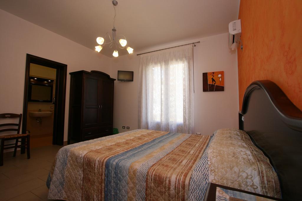 Baia Santa Margherita B&B Castelluzzo Δωμάτιο φωτογραφία